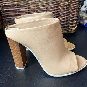 VINCE high heels open toe mule nude and white chunky heel slide on 7.5 is 38 EU